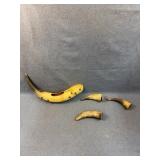Natural Cow Horn Powder Horns and Wall Rack