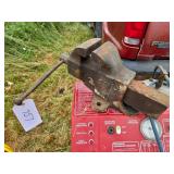 3 1/2" Bench Vise