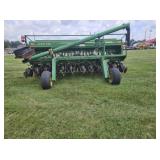 JD 750 No Til Grain Drill w/Seeder