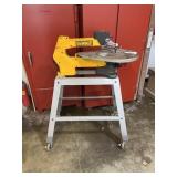 DEWALT 20" Variable Speed Scroll Saw & Stand