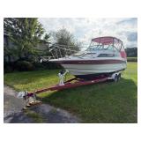 Rinker Boat Model Fiesta Vee250 w/Trailer