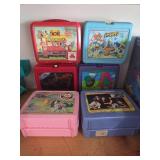 6 Plastic Lunch Boxes