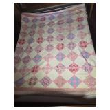 Quilt 72'x74'