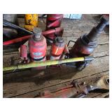 3 Bottle Jacks
