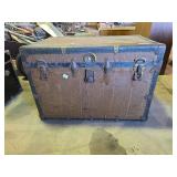 Trunk 33'x20'x22.5'