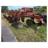 International 720 5 Bottom Plow