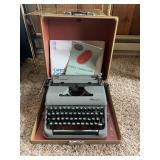 Olympia De Luxe SM3 Portable Typewriter