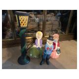Victorian Carolers with Lighted Lamp Post