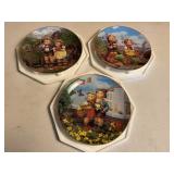 M.I. Hummel Little Companions Plates Set