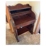 Solid Wood Roll Top Desk with Drawer
