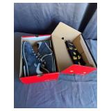 Gen-X Bowling Shoes 9.5 & Duck Socks