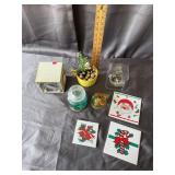 Midland Cube Radio & Holiday Decor Assortment