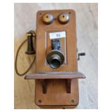 THE COUNTRY BELLE WALL PHONE RADIO-SEE DESCRIPT.