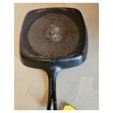 WAGNER SQUARE SKILLET CAST IRON