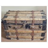 EARLY FLAT TOP TRUNK NO TRAY INSIDE