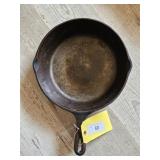 NO.7 CAST IRON CHICKEN FRYER