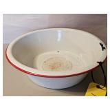 WHITE/RED ENAMEL WARE-WASH PAN
