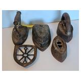 4-SAD IRONS & 1-TRIVET