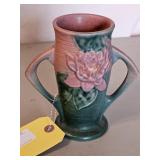 ROSEVILLE 6 INCH WATER LILY DOUBLE HANDLE VASE