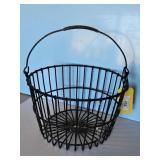 EARLY WIRE EGG BASKET