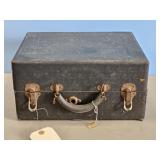 EARLY WIND TURN TABLE /OR RECORD PLAYER