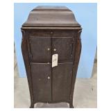 VICTOR VICTROLA FLOOR MODEL PLAYER AS IS