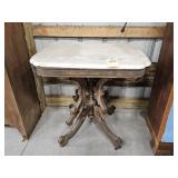 VICTORIAN MARBLE TOP STAND