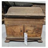 WOOD VICTROLLA TOP NO WORKS