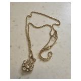 14K LADIES NECKLACE W/DIAMOND TYPE SETTINGS