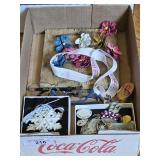 FLOWERS & BUTTON PINS & OTHER ITEMS FOR 1 MONEY