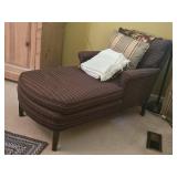 UPH. BEDROOM CHASE LOUNGE