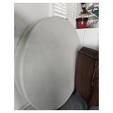 ROUND BANQUET TABLE 5 FOOT IN DIA.