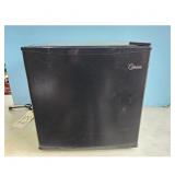 Midea Compact Refrigerator