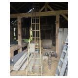 APPROX. 20 FOOT HAY ELEVATOR WITH 110V MOTOR