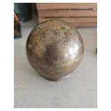 SOILD BRASS SPHERE WITH FLAT BOTTOM WITH HOLE
