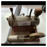 Vintage Hand Crank Grinder or Sharpener - Lot 241