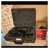 Vintage Archer 15-Watt Camcorder Light and Camcord