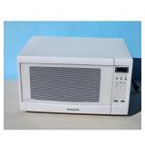Panasonic Microwave Oven with Inverter Technology