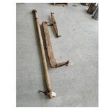 Single Tree/Wooden Shaft Pole