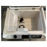 Vector travel cooler & warmer (rechargable)
