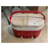Igloo 2 compartment cooler
