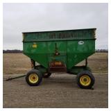 J&M 225 Bushel Gravity Wagon