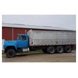1974 Mac Econodyne Grain Truck w/ Alum Bed