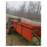 New Idea Ground Driven Manure Spreader