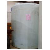 2500 GALLON POLY TANK