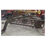 NEW HOLLAND HAY RAKE 256