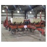 NEW IDEA MODEL 900D 4 ROW PLANTER
