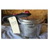MODERN PRESSURE COOKER