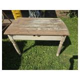 EARLY FARM PAINTED DROP LEAF TABLE-MISSING 1 LEAF