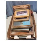 Flatof  Framed Pictures: NYC Skyline, Deer in Snow